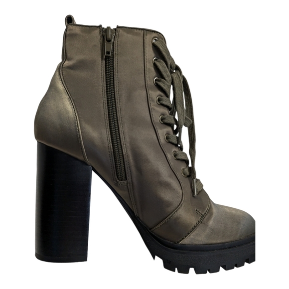 Steve Madden Laurie bootie olive satin Size 7.5 Military combat boot - Picture 5 of 9